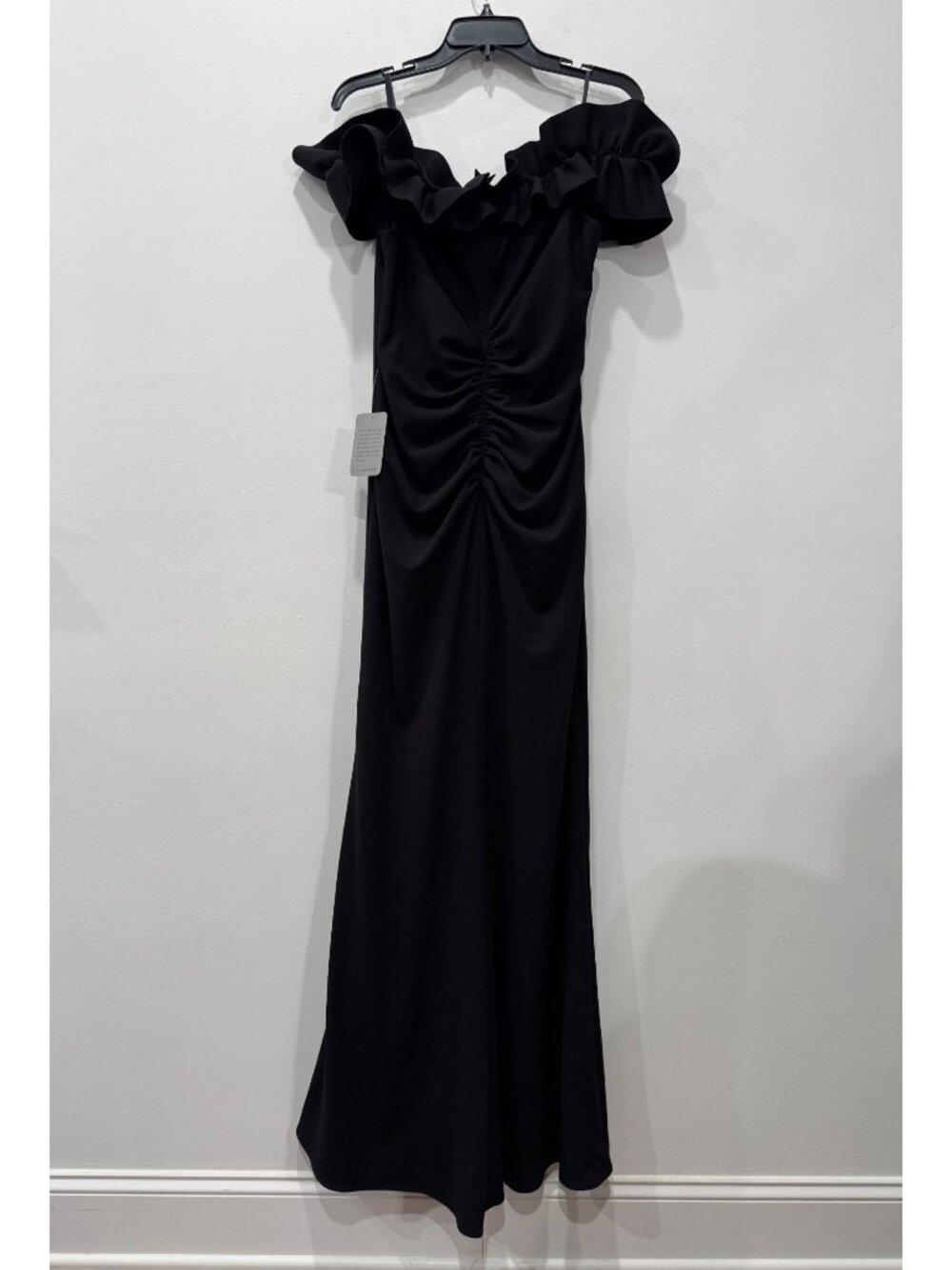 New XSCAPE Women's Size 10 Black Ruffle Off the Shoulder Ruched Gown - Picture 9 of 13